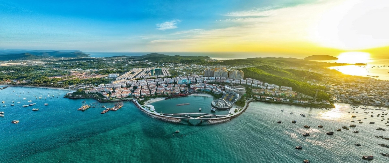 VIỆT NAM ĐẶT MỤC TIÊU ĐÓN 25 TRIỆU LƯỢT KHÁCH QUỐC TẾ NĂM 2026